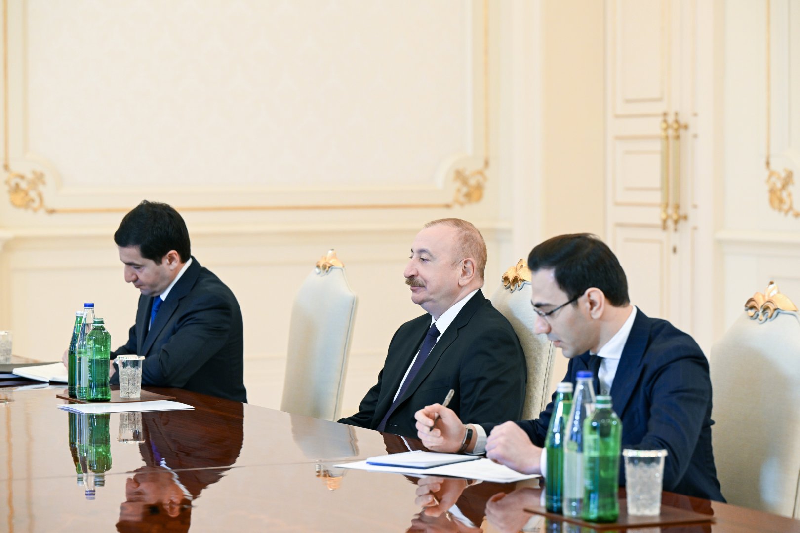 Президент Ильхам Алиев принял делегацию во главе с президентом Арабского парламента (ФОТО/ВИДЕО)