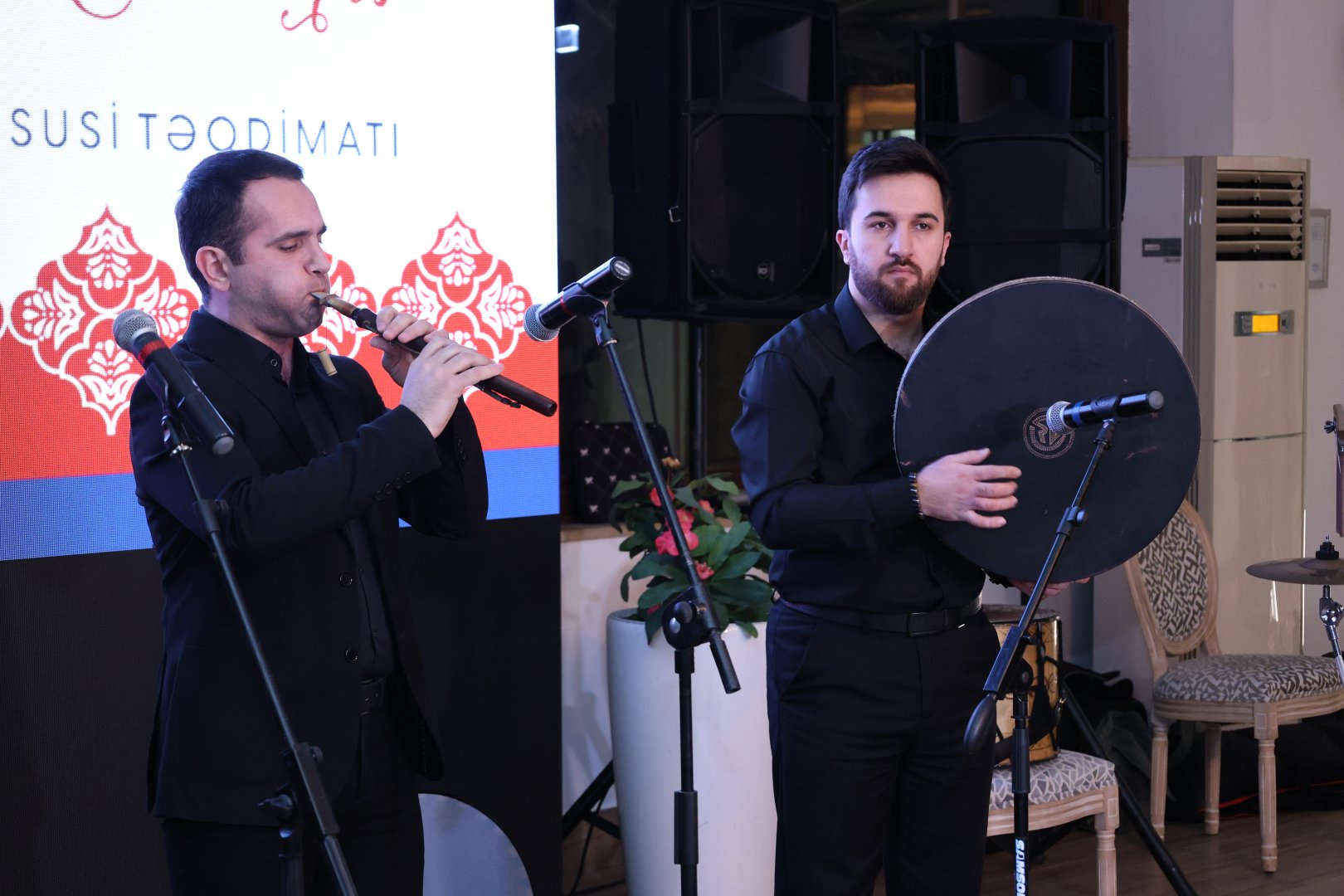 В Баку представлен проект "Дух Турана" – дефиле, ювелирное искусство, керамика… (ФОТО)