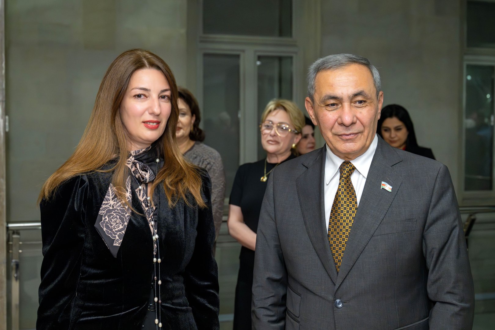 В Баку появились трещины во времени - "Антиномия" Эльчина Шамилли раздвигает границы восприятия (ФОТО)