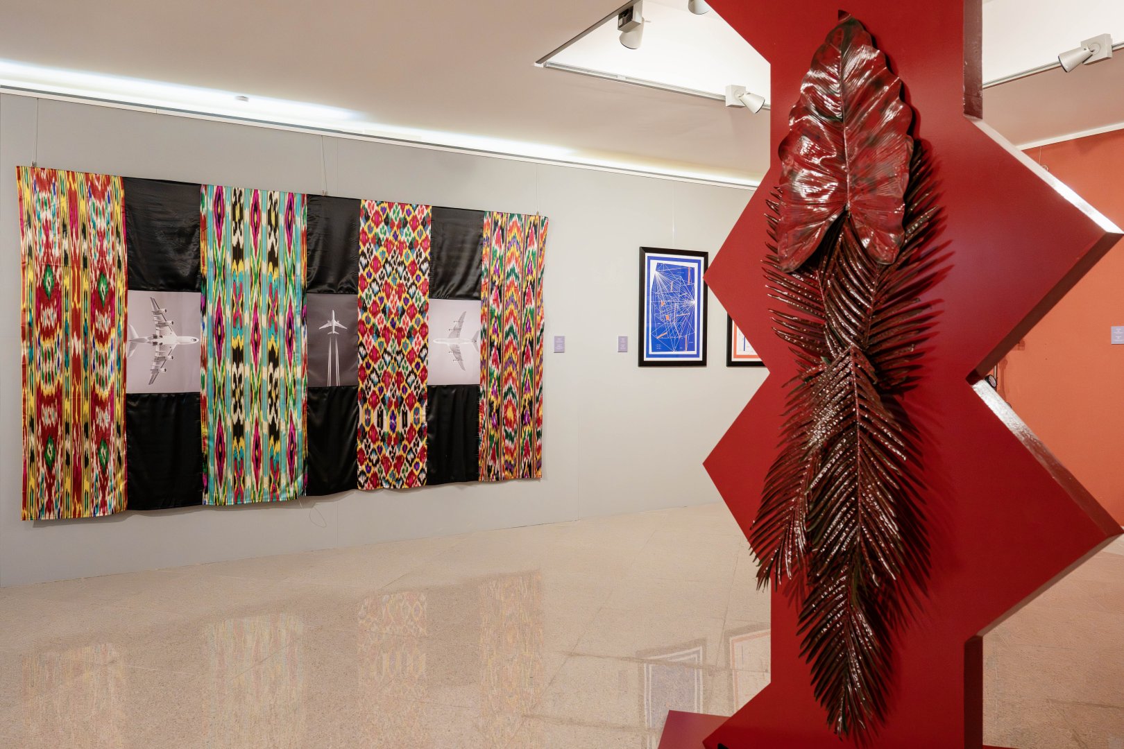 В Баку появились трещины во времени - "Антиномия" Эльчина Шамилли раздвигает границы восприятия (ФОТО)