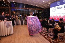 В Баку представлен проект "Дух Турана" – дефиле, ювелирное искусство, керамика… (ФОТО)