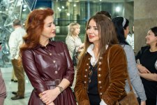 В Баку появились трещины во времени - "Антиномия" Эльчина Шамилли раздвигает границы восприятия (ФОТО)