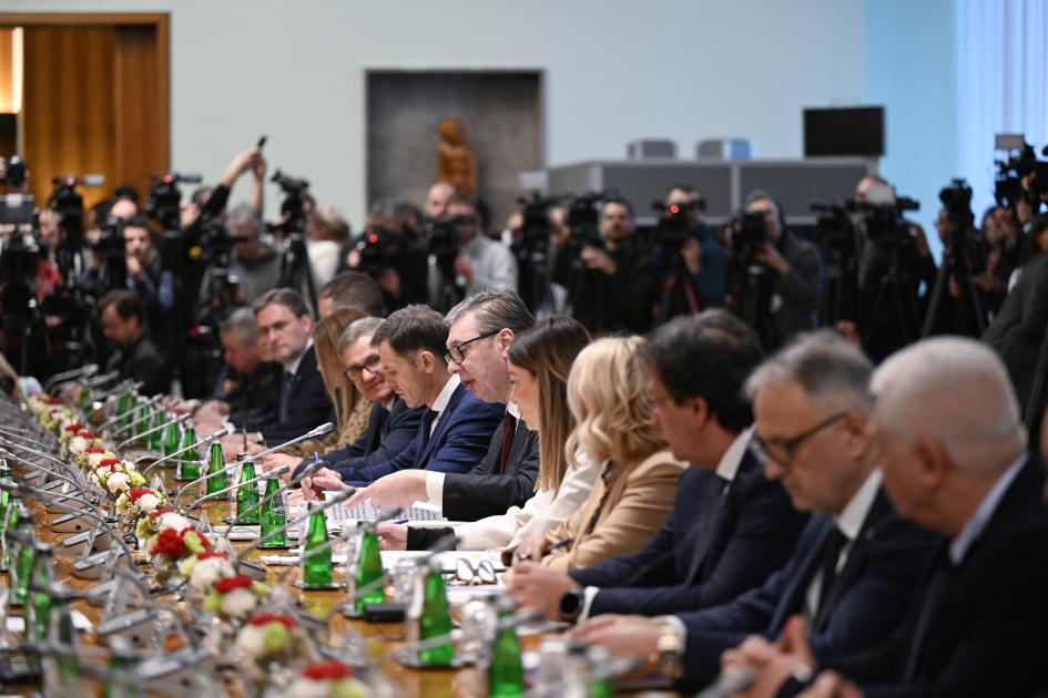 Президент Ильхам Алиев принял участие в 1-м заседании Совета стратегического партнерства между Азербайджаном и Сербией (ФОТО)