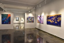 Свет, который не гаснет: в Баку открылась выставка памяти 33-летней художницы Марьям Алакбарли (ФОТО)