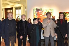 Свет, который не гаснет: в Баку открылась выставка памяти 33-летней художницы Марьям Алакбарли (ФОТО)