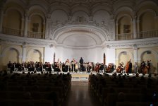 Азербайджанская зурна и двойной концерт для скрипки и альта (ФОТО)