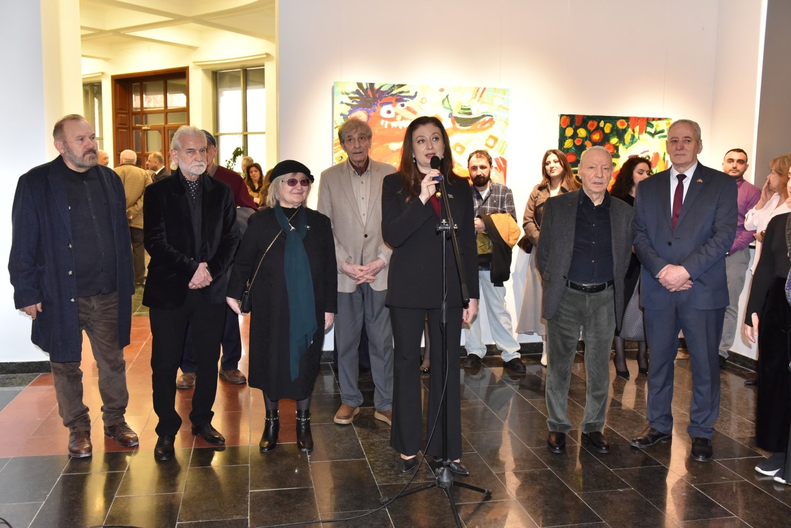 Свет, который не гаснет: в Баку открылась выставка памяти 33-летней художницы Марьям Алакбарли (ФОТО)