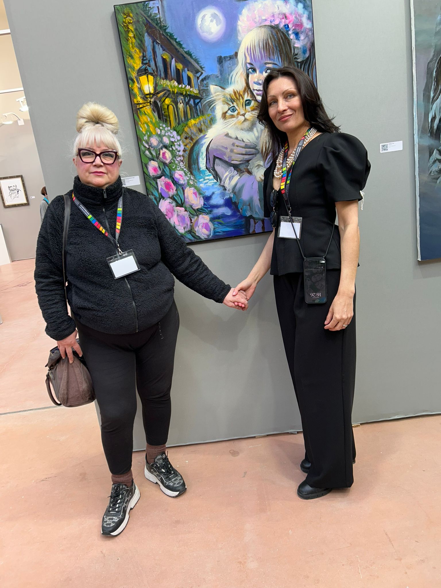 Картина азербайджанской художницы украсила главный арт-форум Парижа (ФОТО)