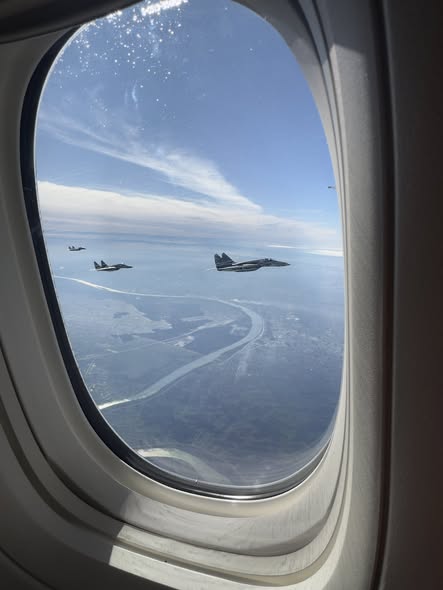 Истребители Сербии сопровождали самолет Президента Ильхама Алиева (ФОТО)