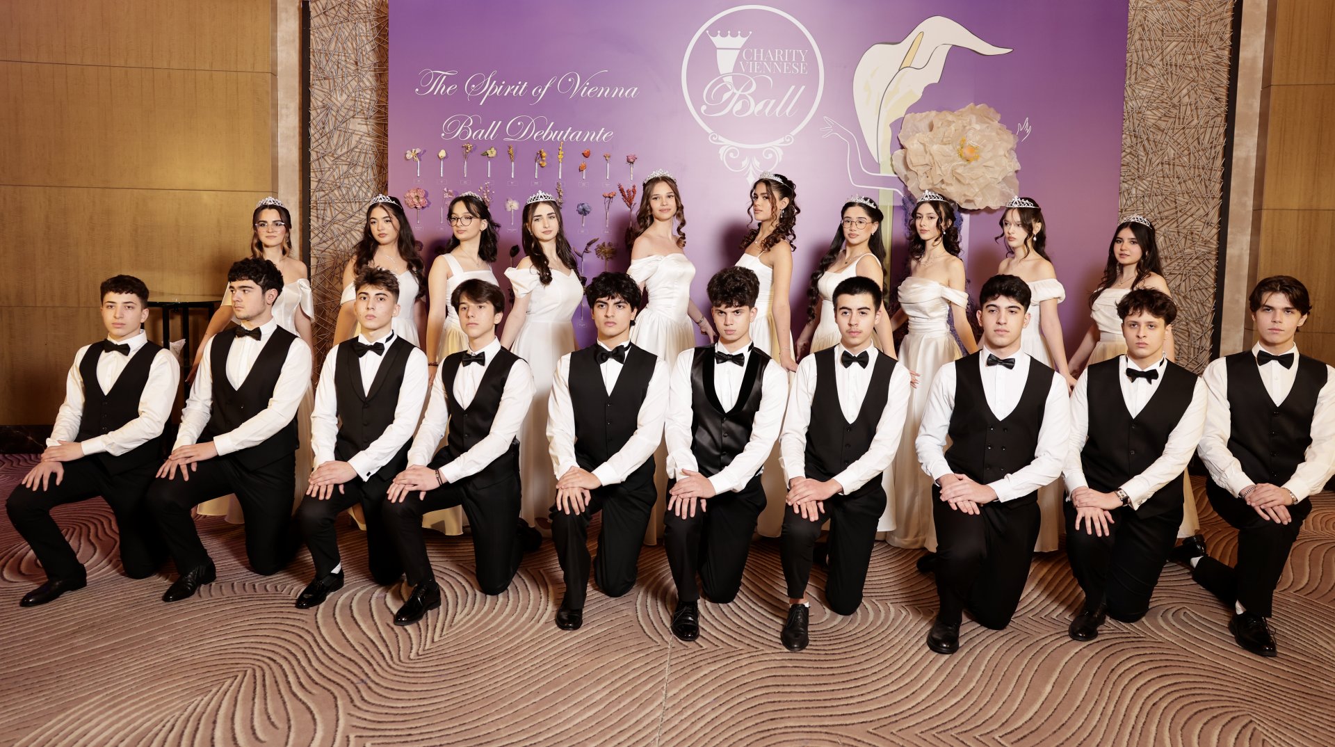 В Баку состоялся роскошный Венский бал - международное светское событие сезона (ФОТО)