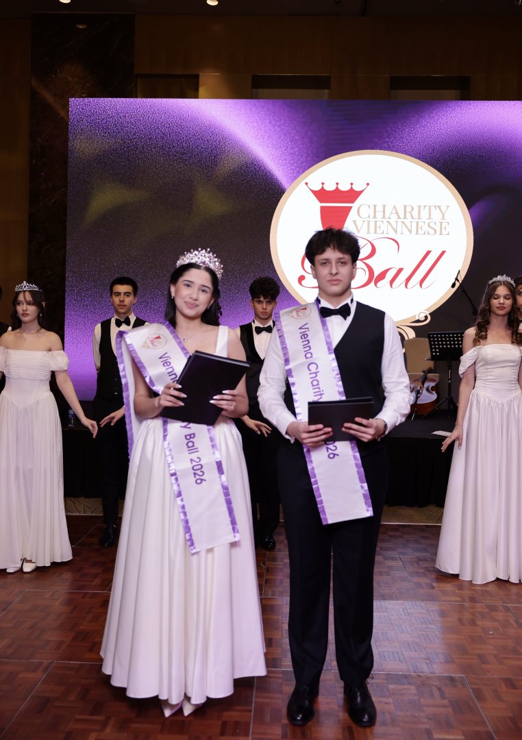 В Баку состоялся роскошный Венский бал - международное светское событие сезона (ФОТО)