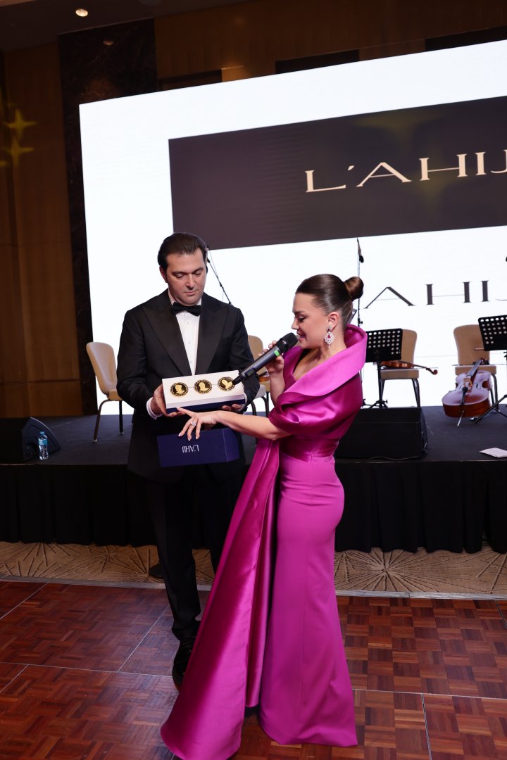 В Баку состоялся роскошный Венский бал - международное светское событие сезона (ФОТО)