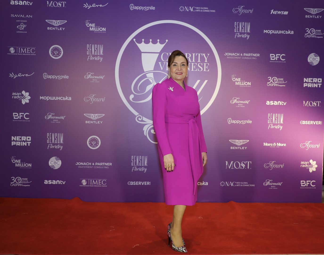 В Баку состоялся роскошный Венский бал - международное светское событие сезона (ФОТО)