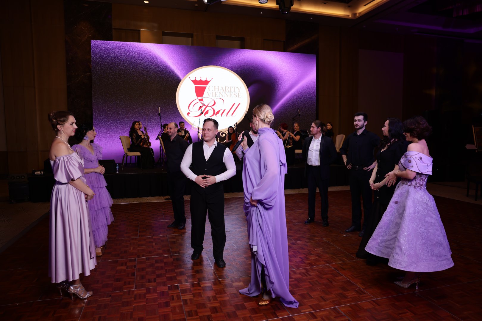 В Баку состоялся роскошный Венский бал - международное светское событие сезона (ФОТО)