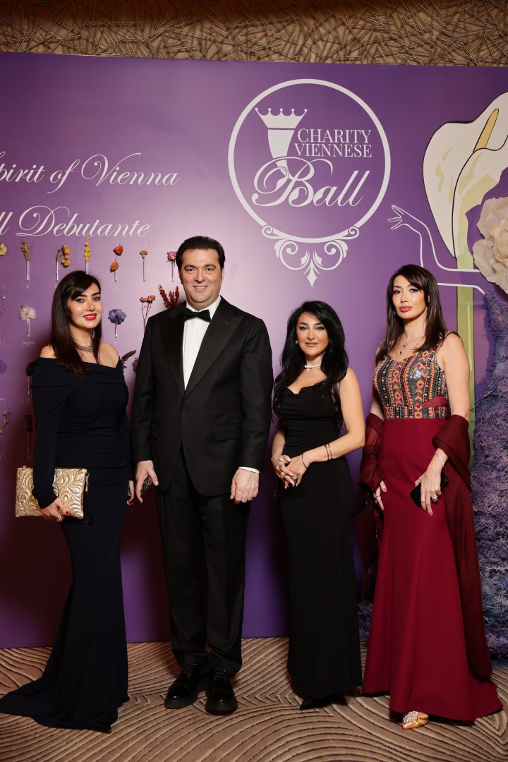 В Баку состоялся роскошный Венский бал - международное светское событие сезона (ФОТО)