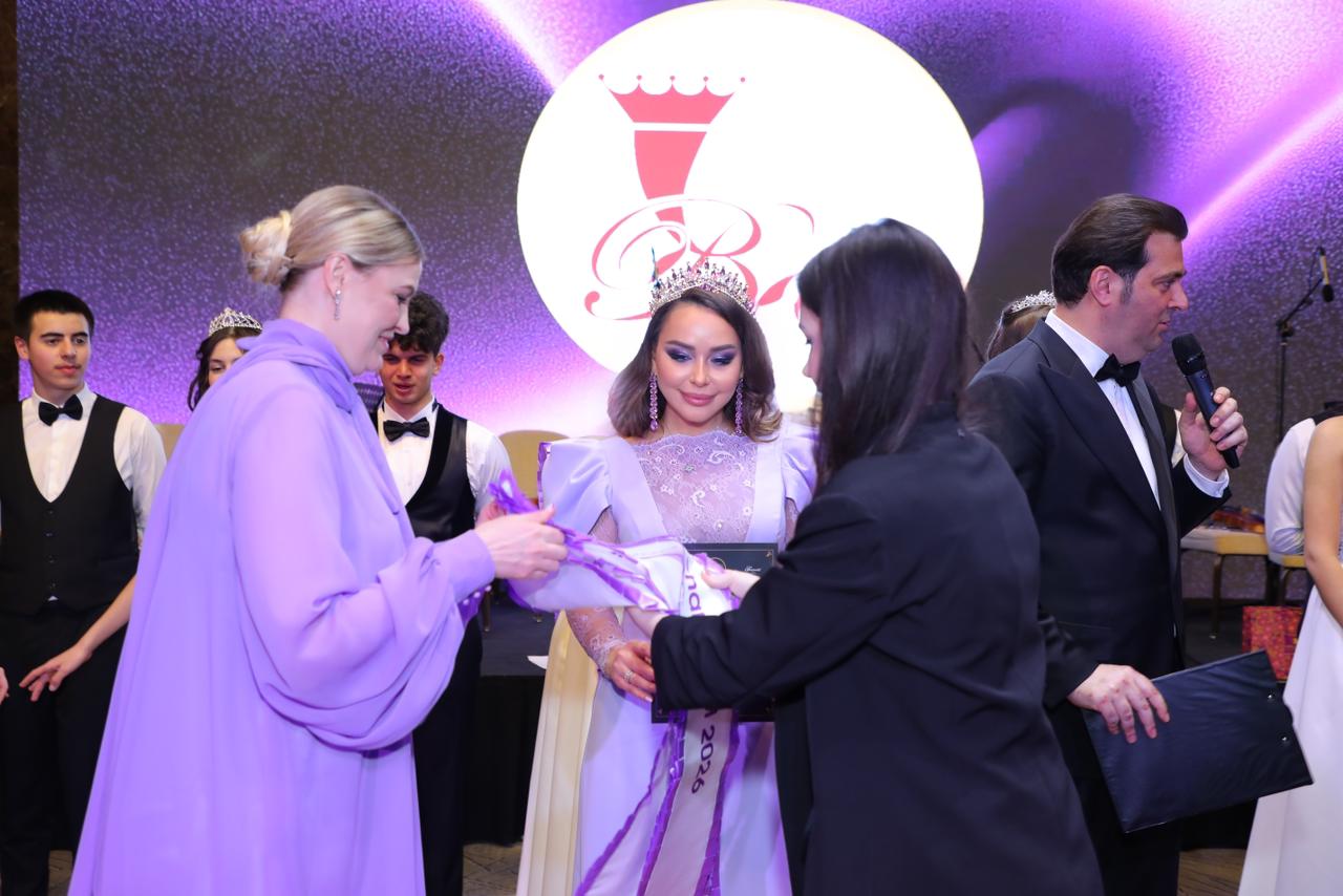 В Баку состоялся роскошный Венский бал - международное светское событие сезона (ФОТО)