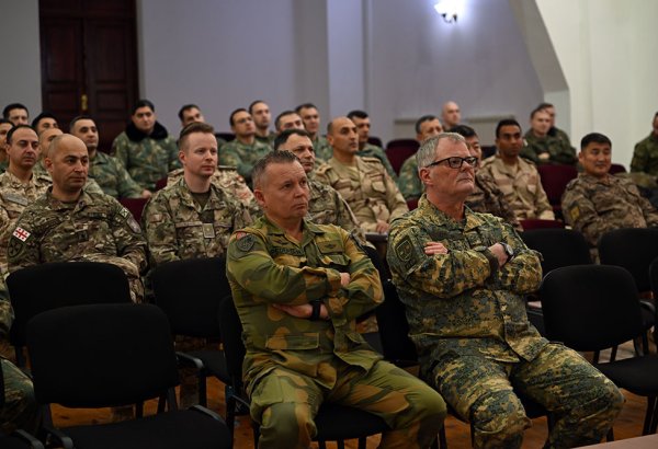 В Баку проходит учебный курс НАТО (ФОТО)