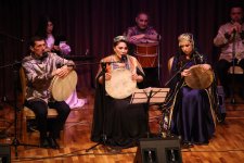 Космическое звучание дестгяха - мост между Востоком и Европой (ФОТО)