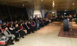 В Баку расцвёл модный сад - стильная визуализация истории народов (ФОТО)