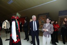 В Баку расцвёл модный сад - стильная визуализация истории народов (ФОТО)