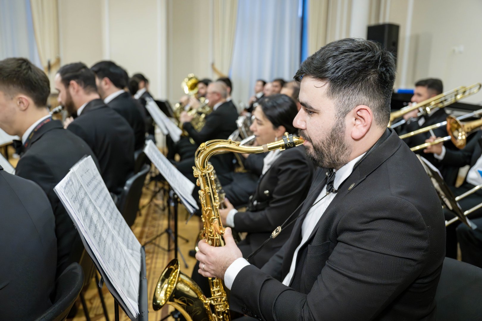 Ветеран Карабахской войны и финалист телепроекта "Голос Украины" представили "Один голос - одно дыхание" (ФОТО)