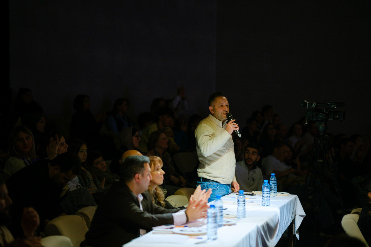 Определились последние участники Кубка Анара Мамедханова по КВН (ФОТО)