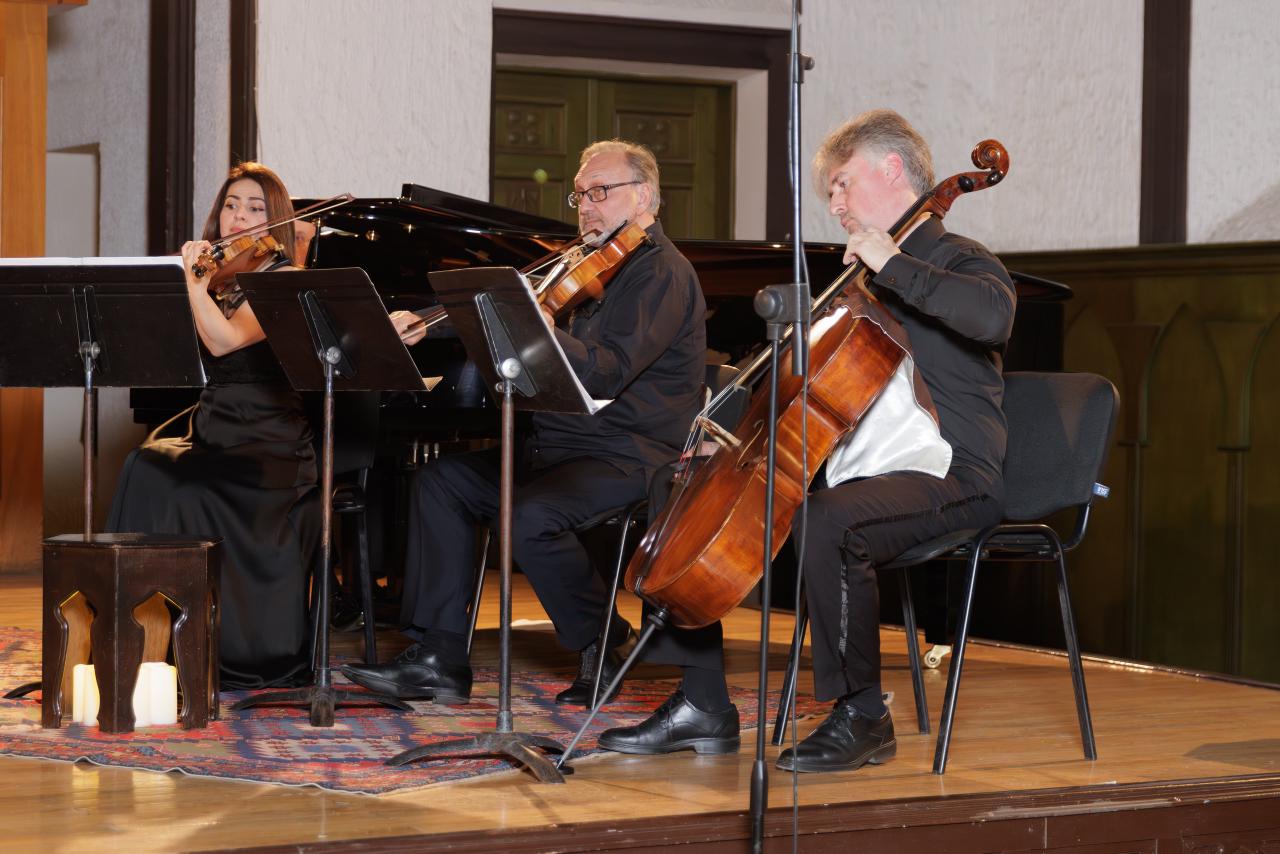 В Баку представлены жемчужины тюркского мира - история цивилизаций, героический эпос (ФОТО)