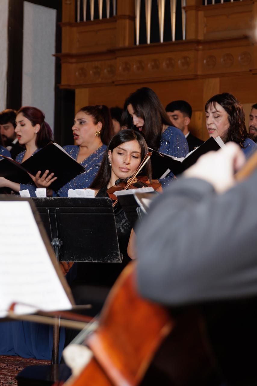 В Баку представлены жемчужины тюркского мира - история цивилизаций, героический эпос (ФОТО)