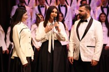 Костюмы и бутафория, сценки и хореографические этюды из азербайджанского кино (ФОТО)