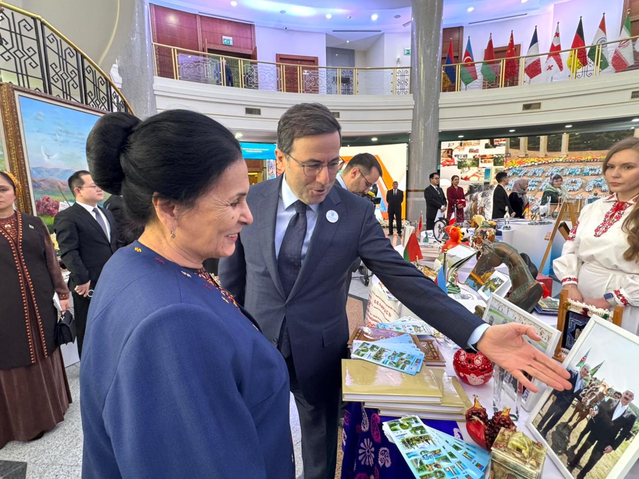 Посольство Азербайджана приняло участие в международной выставке «День дипломатии», проходившей в Туркменистане (ФОТО)