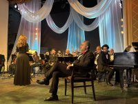 В Баку представлено кино без экрана, но с сердцем и вдохновением… (ФОТО)