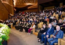 В Международном центре мугама состоялся вечер памяти выдающегося тариста Рамиза Гулиева (ФОТО)