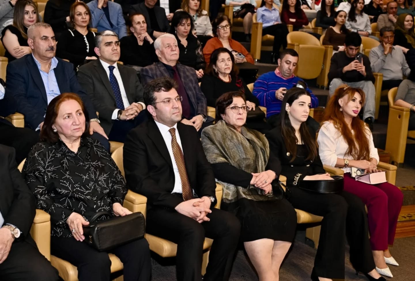 В Международном центре мугама состоялся вечер памяти выдающегося тариста Рамиза Гулиева (ФОТО)