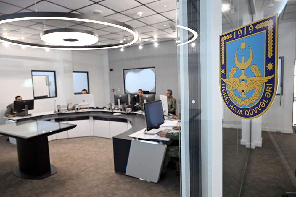 Закир Гасанов проверил служебно-боевую деятельность воинской части ПВО (ФОТО)