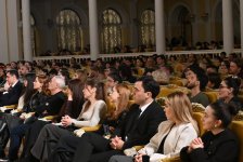 The Lady in Red в сиянии классических шедевров – магия вечера в Баку (ФОТО)