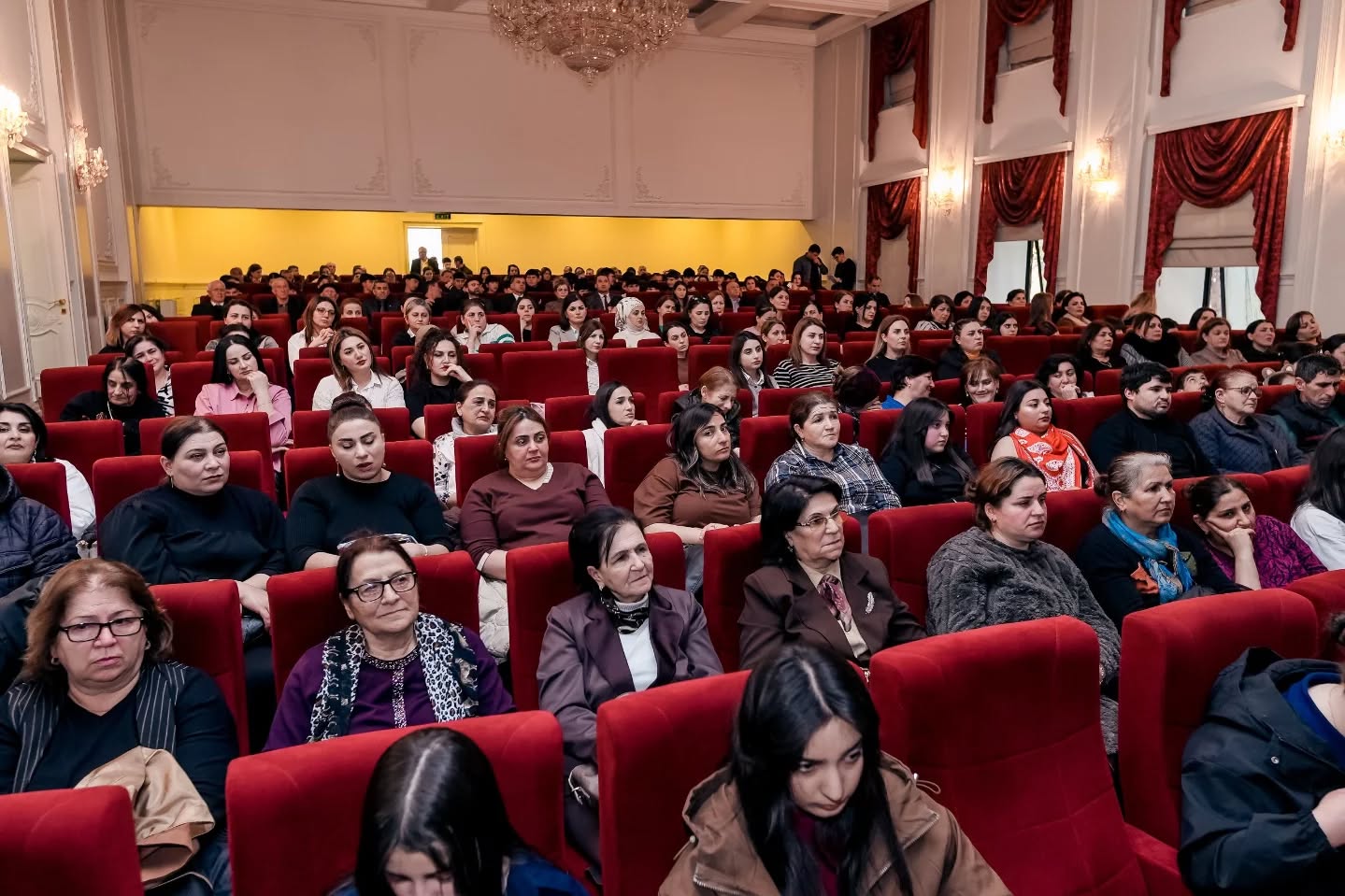 В Исмаиллы представили фильм о геноциде, совершенном армянами в 1918 году (ФОТО)