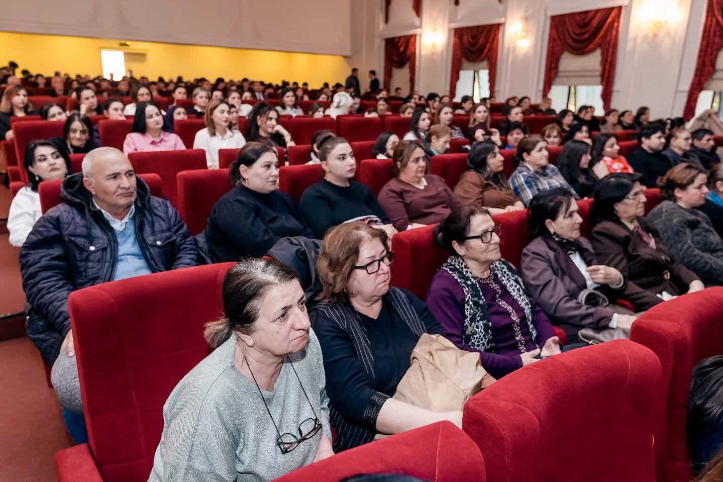 В Исмаиллы представили фильм о геноциде, совершенном армянами в 1918 году (ФОТО)