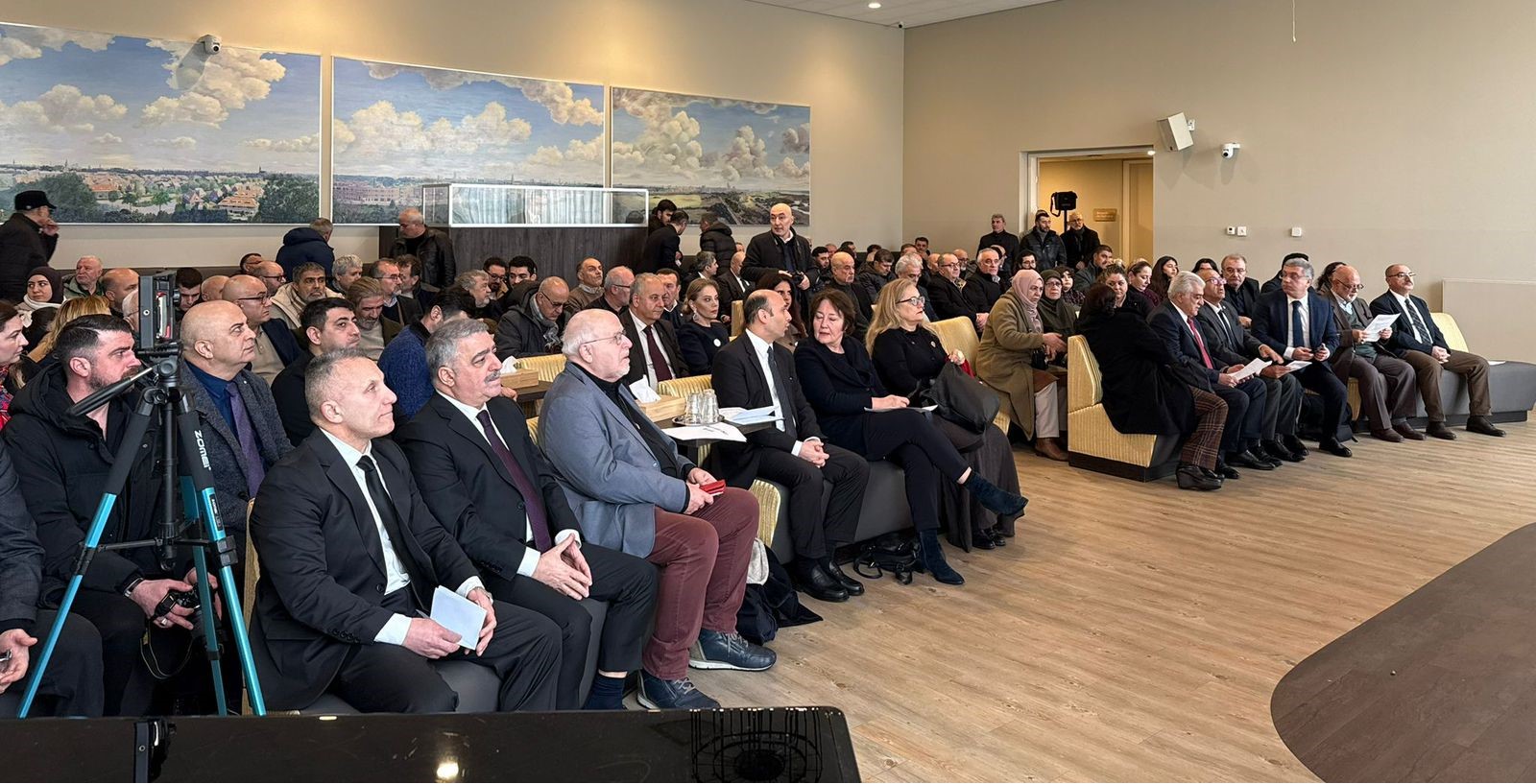 В Гааге почтили память жертв Ходжалинского геноцида (ФОТО)