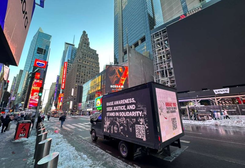 В Нью-Йорке прошла информационная акция в связи с Ходжалинским геноцидом (ФОТО)