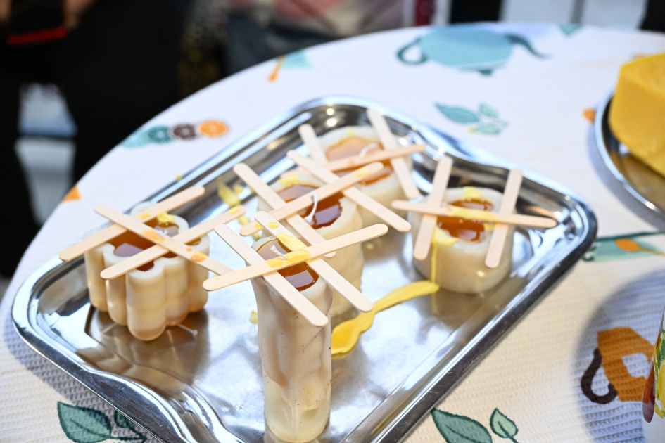 Вице-президент Фонда Гейдара Алиева Лейла Алиева побывала в гостях у семьи пчеловода в Губе (ФОТО)