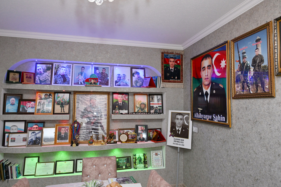 Вице-президент Фонда Гейдара Алиева Лейла Алиева посетила семью Героя Отечественной войны Шахина Аллахъярова (ФОТО)