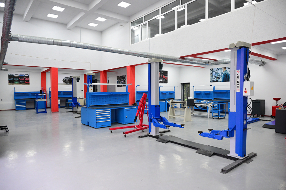 Президент Ильхам Алиев принял участие в открытии Лянкяранского государственного центра профессионального образования (ФОТО)