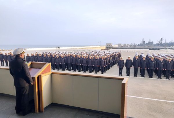 В азербайджанской армии состоялся ряд мероприятий в связи с годовщиной Ходжалинского геноцида (ФОТО)