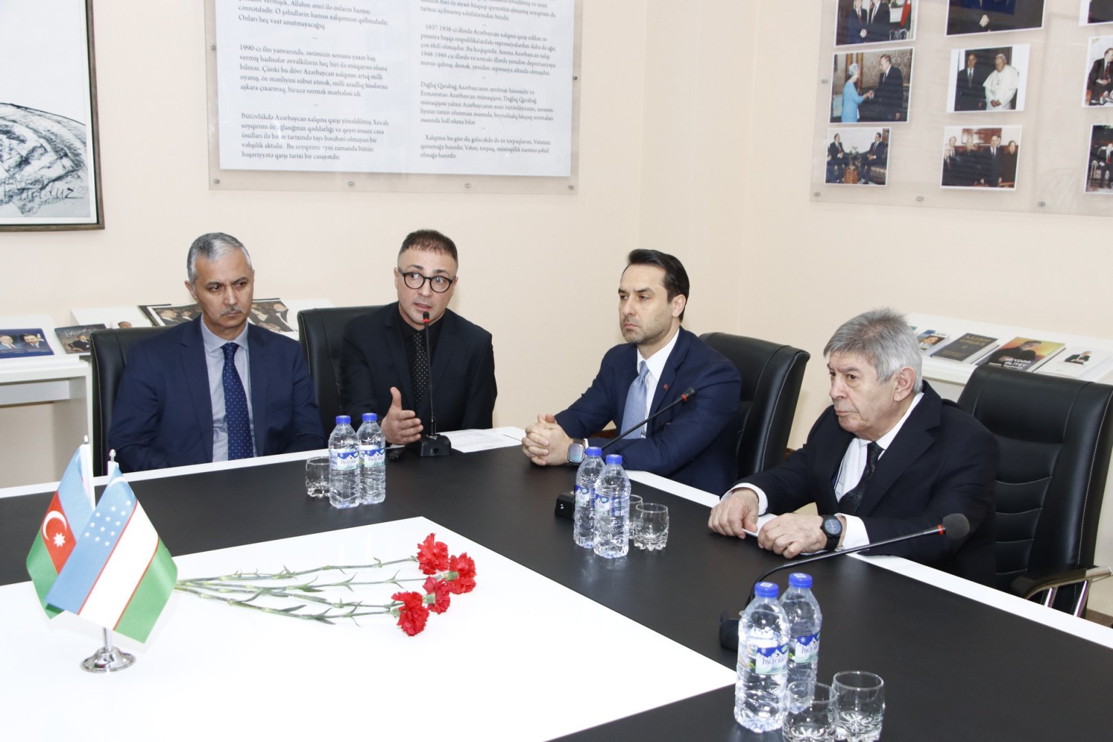 В Ташкенте почтили память жертв Ходжалинского геноцида (ФОТО)