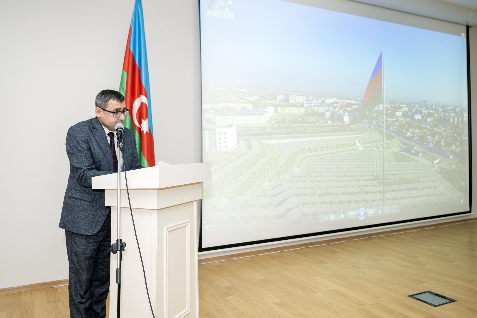 Память о жертвах Ходжалинского геноцида в картинах азербайджанских художников (ФОТО)