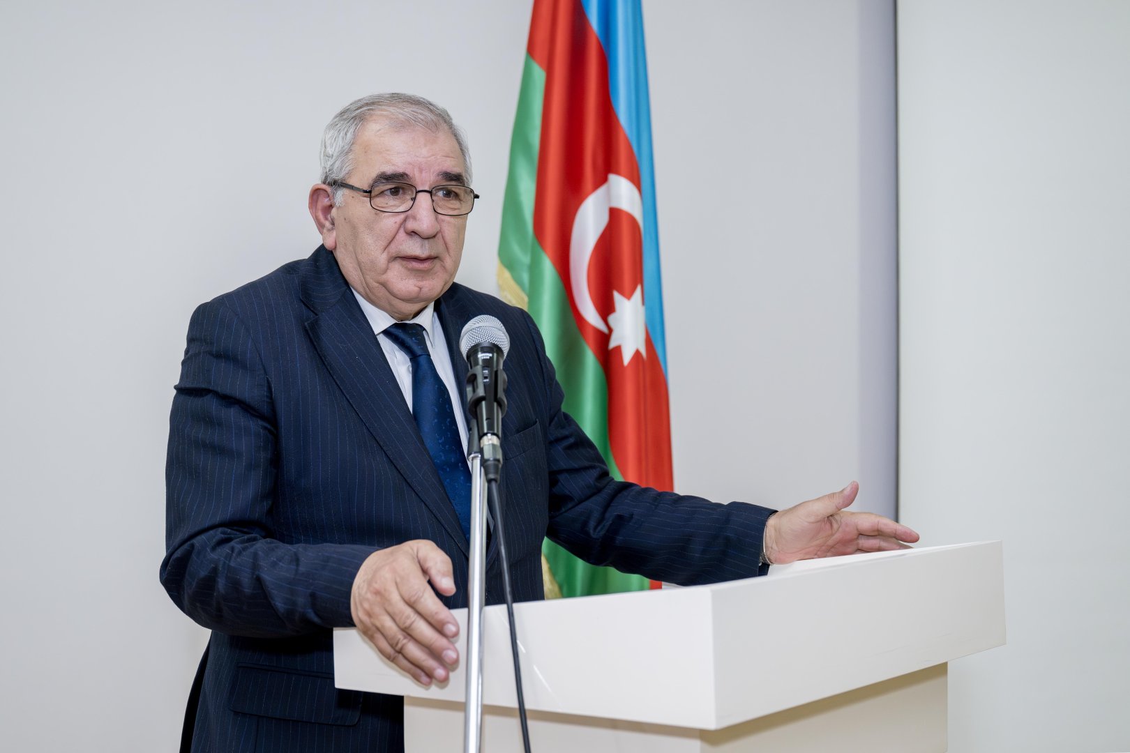 Память о жертвах Ходжалинского геноцида в картинах азербайджанских художников (ФОТО)