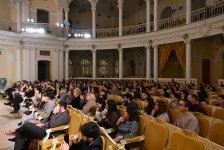 Южная Корея и Азербайджан на одной волне - сквозь эпохи и стили (ФОТО)