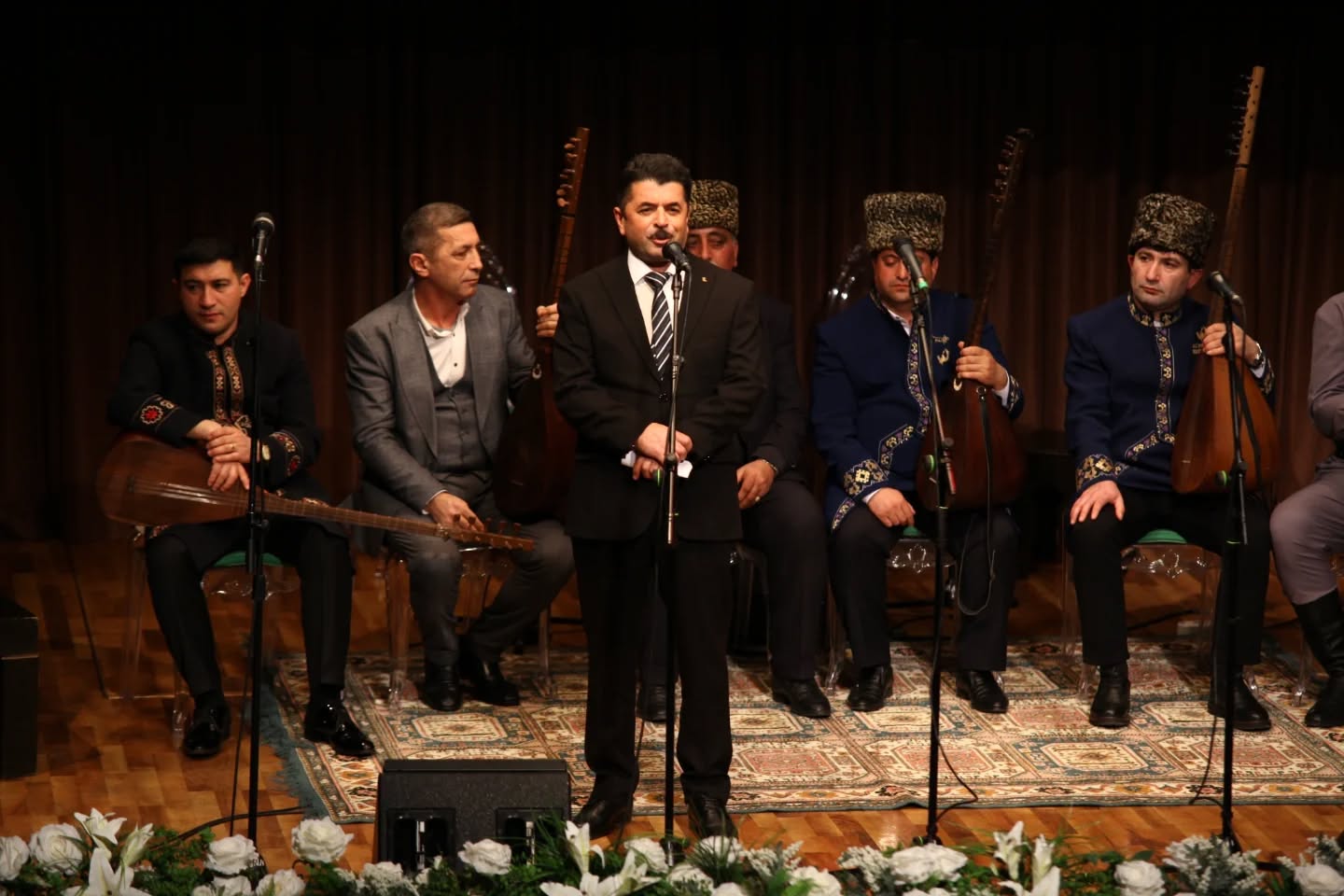 "Звук саза, дыхание слова": В память об Эльхане Мамедли (ФОТО)