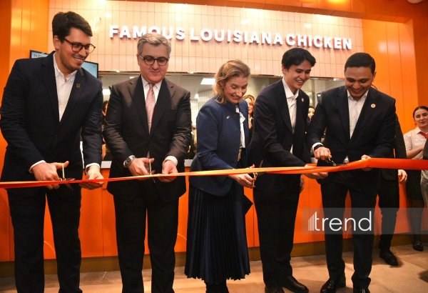 В Азербайджане открылся первый ресторан американской сети Popeyes (ФОТО)