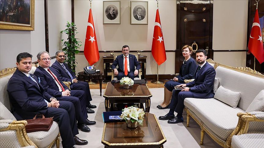 Генеральный секретарь D-8 совершил первый официальный визит в Турцию (ФОТО)